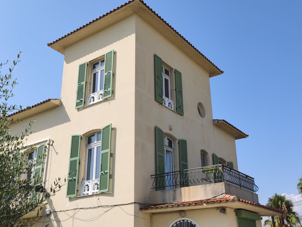 2 pièces en duplex Nice Saint Antoine de Ginestiere