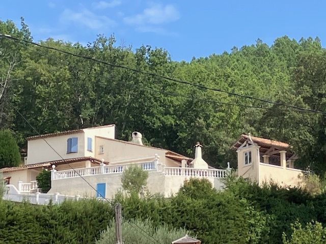 Belle villa 154m² sur 2100m² de terrain avec vue dominante / piscine / terrasses / Studio indépendant - Les Adrets de l'Estérel