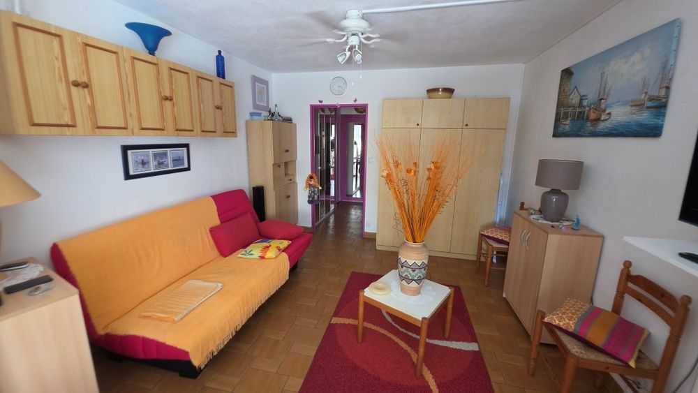 LE CAP D'AGDE: LES FALAISES: STUDIO 27.9m² + PARKING COUVERT, vendu meublé