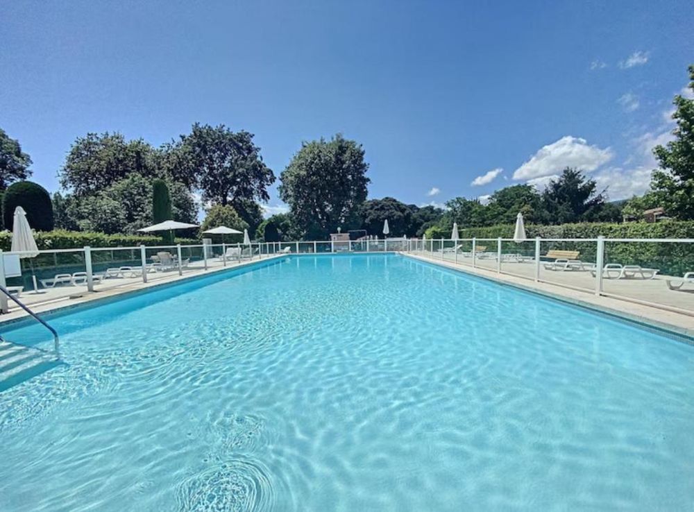 Cottage au sein d'un domaine privé