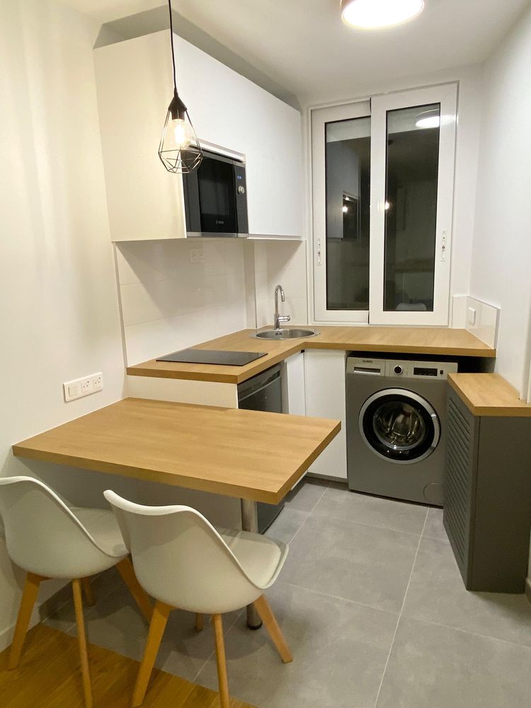 Studio refait à neuf - Paris 11e