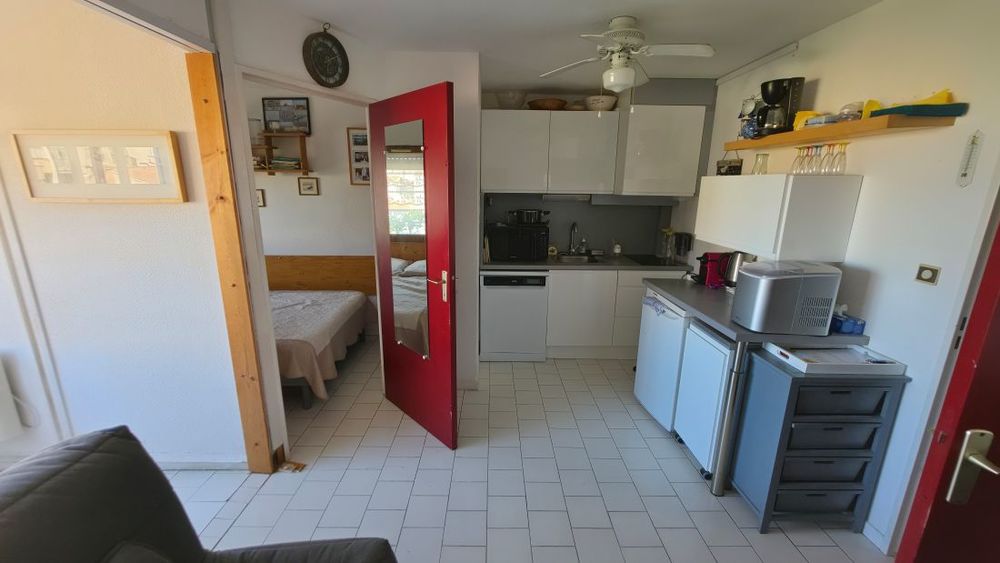 LE CAP D'AGDE : Situé à 150 mètres des Falaises et de la Grande Conque.