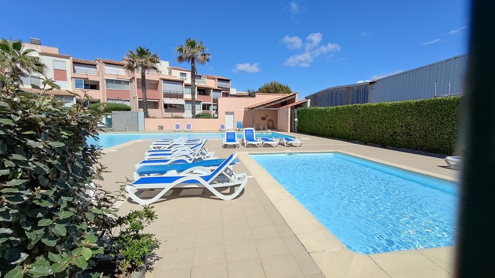 LE CAP D'AGDE : Résidence de standing située à proximité des Falaises/AVANT PORT.