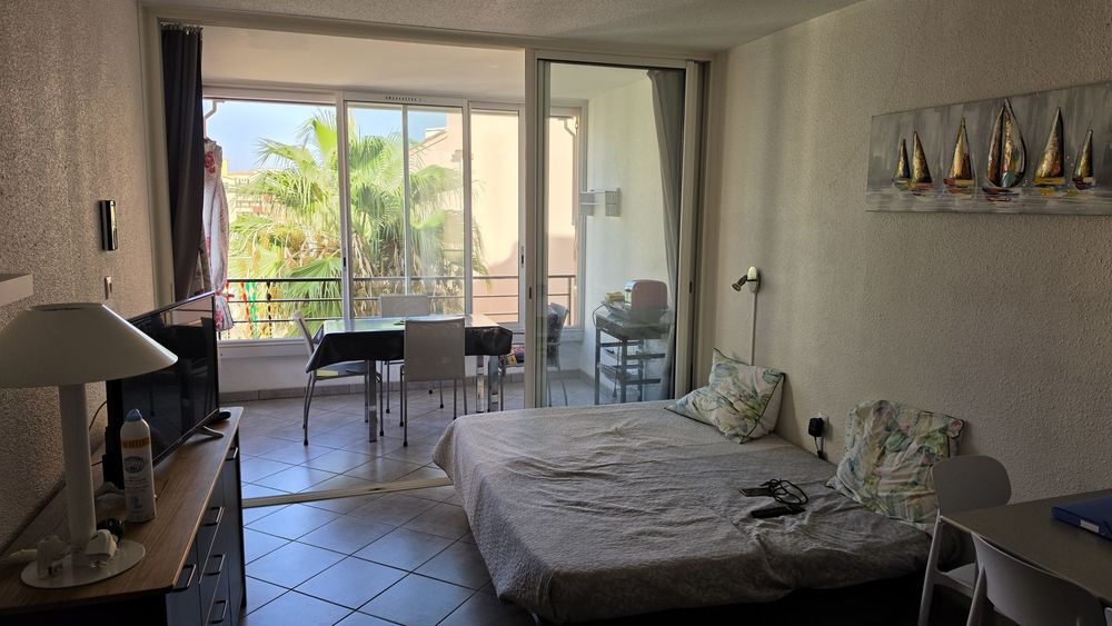 LE CAP D'AGDE : Résidence de standing située à proximité des Falaises/AVANT PORT.
