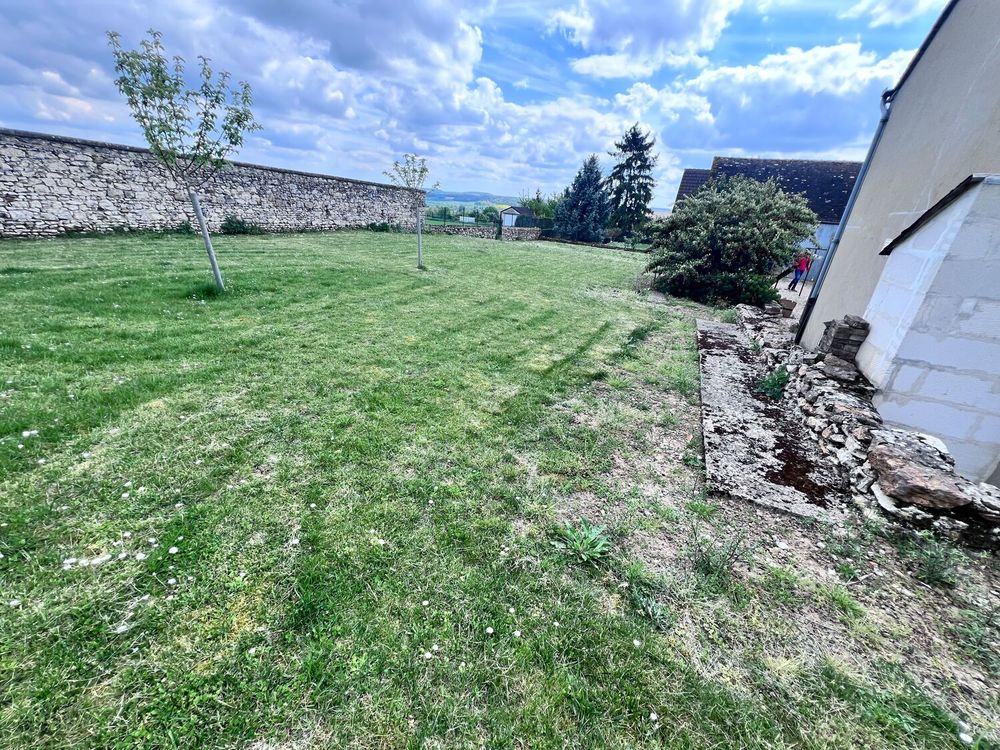 A LOUER MAISON MEUBLEE AVEC GRANGE ET JARDIN