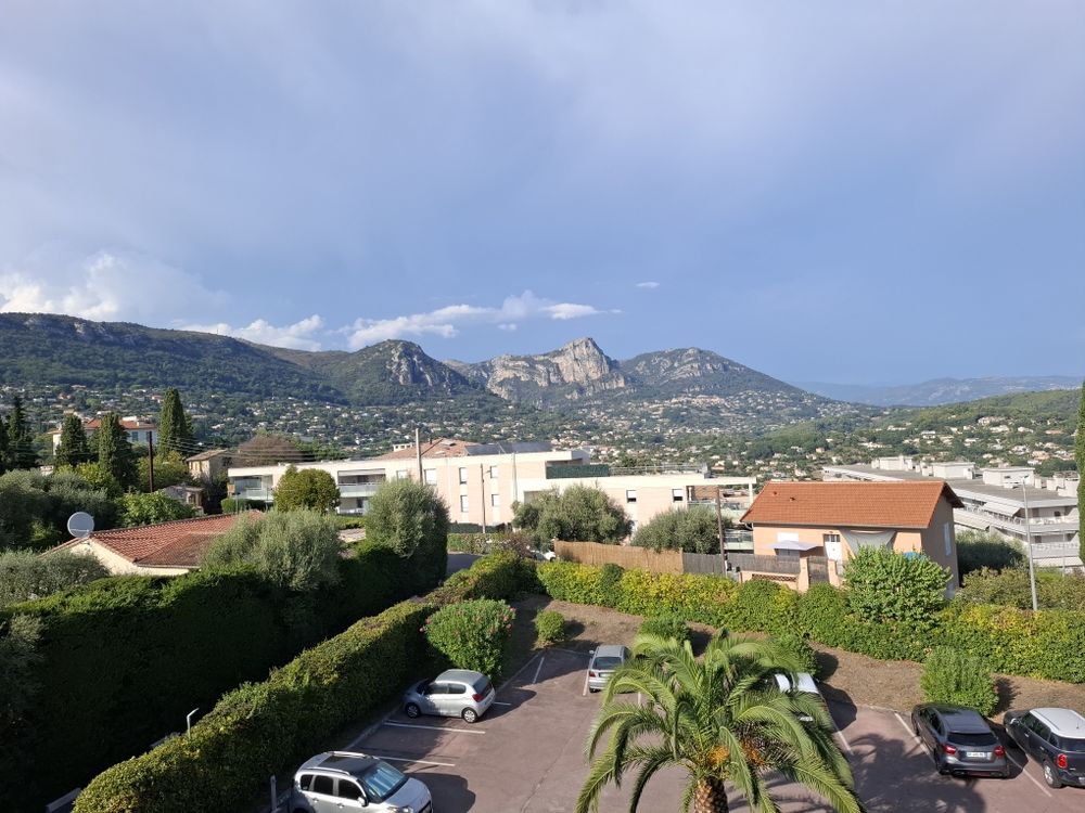 VENCE PROCHE CENTRE APPARTEMENT T1