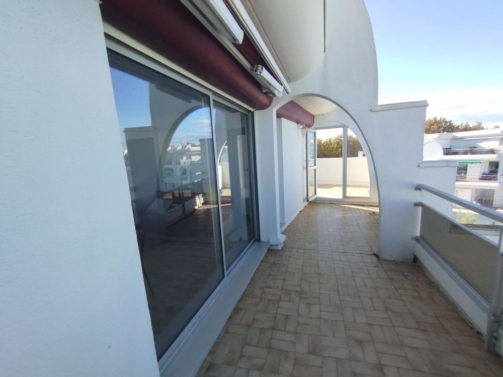 Appartement type 3 avec grandes terrasses.