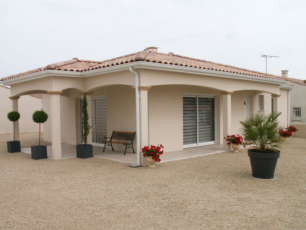 maison à construire à Corme Royal