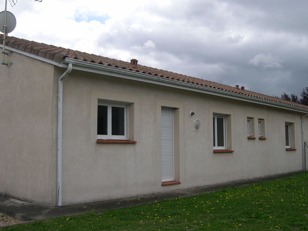 A LOUER ROQUETTES VILLA T4