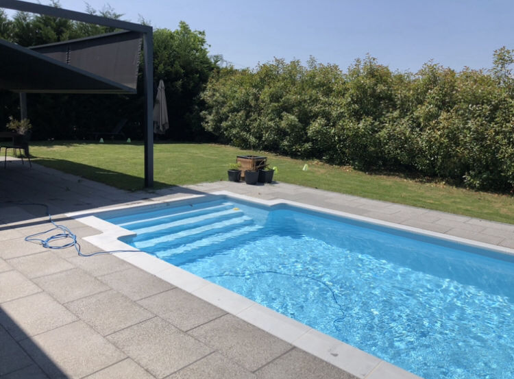Maison design avec piscine