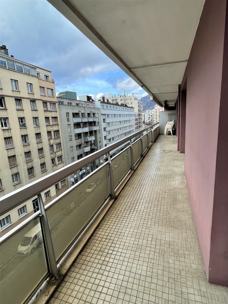 T2/T3 Meublé 62m² GRENOBLE Proche Centre & Caserne de Bonne TRAM C/E