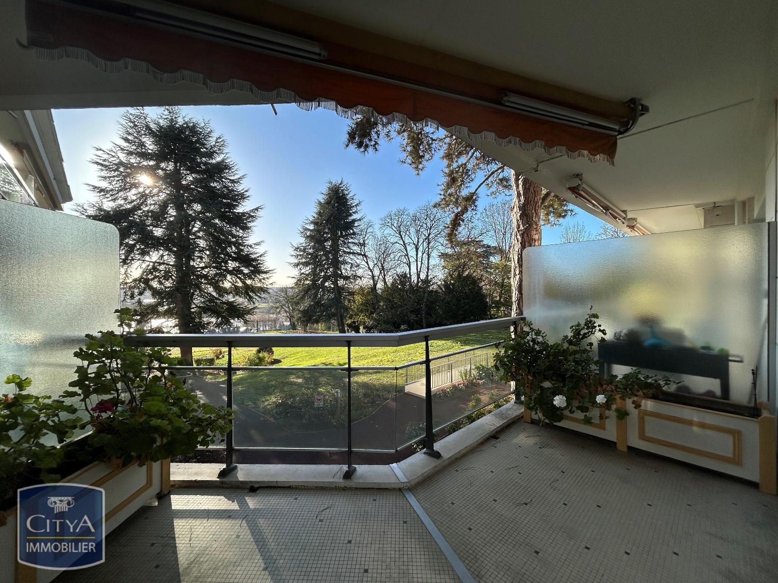 À LOUER : Découvrez cet appartement T5 d'exception situé....