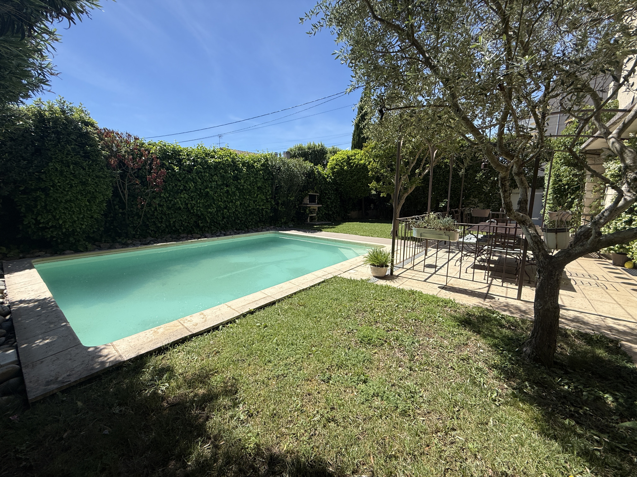 Maison familiale 174 m2 avec piscine Quartier Les Alexis 4 chambres