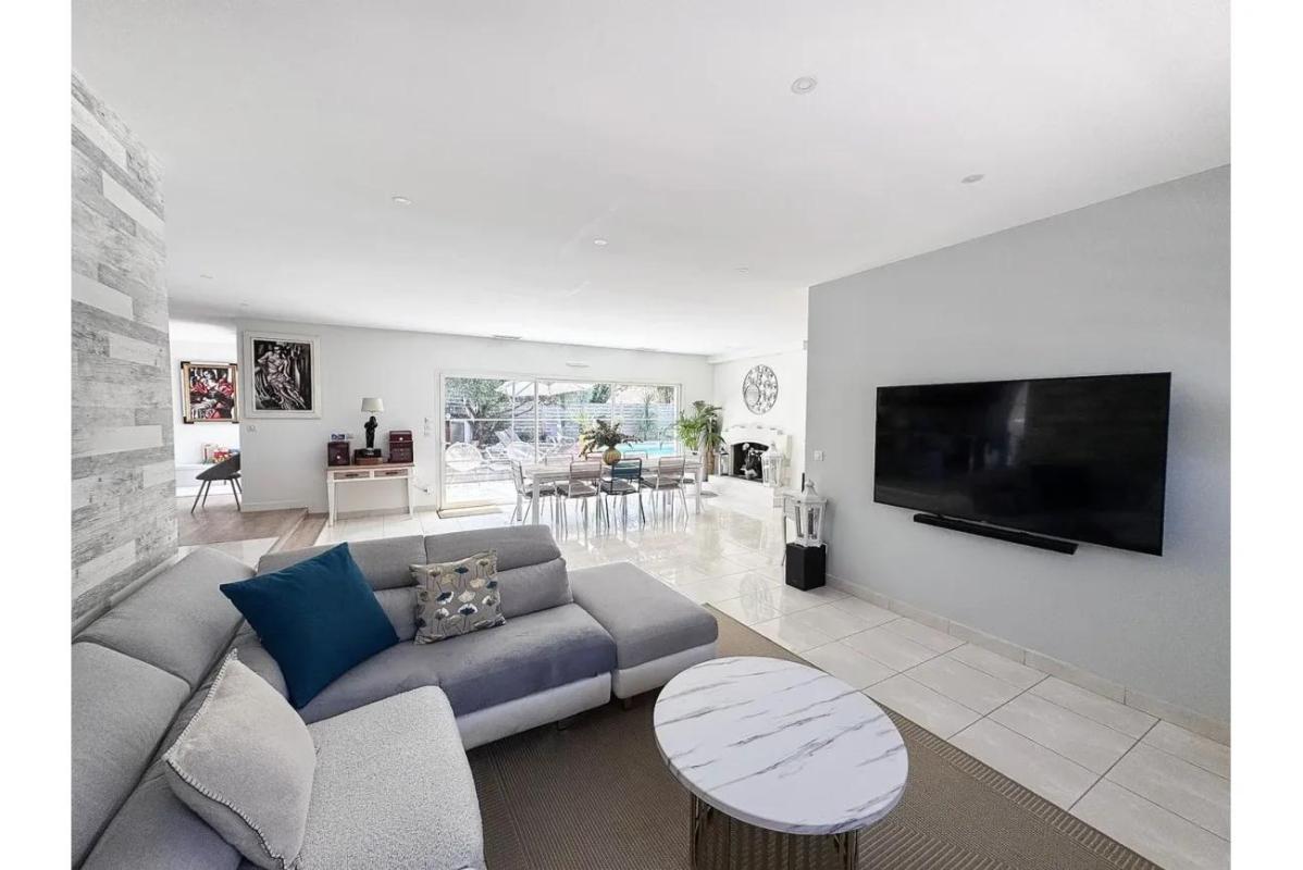 Maison T6 de 222m² à Léognan