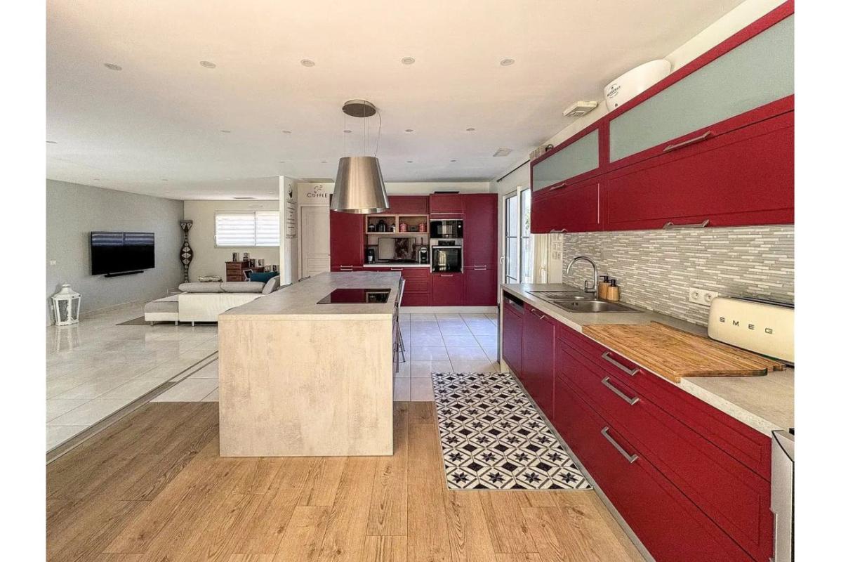 Maison T6 de 222m² à Léognan