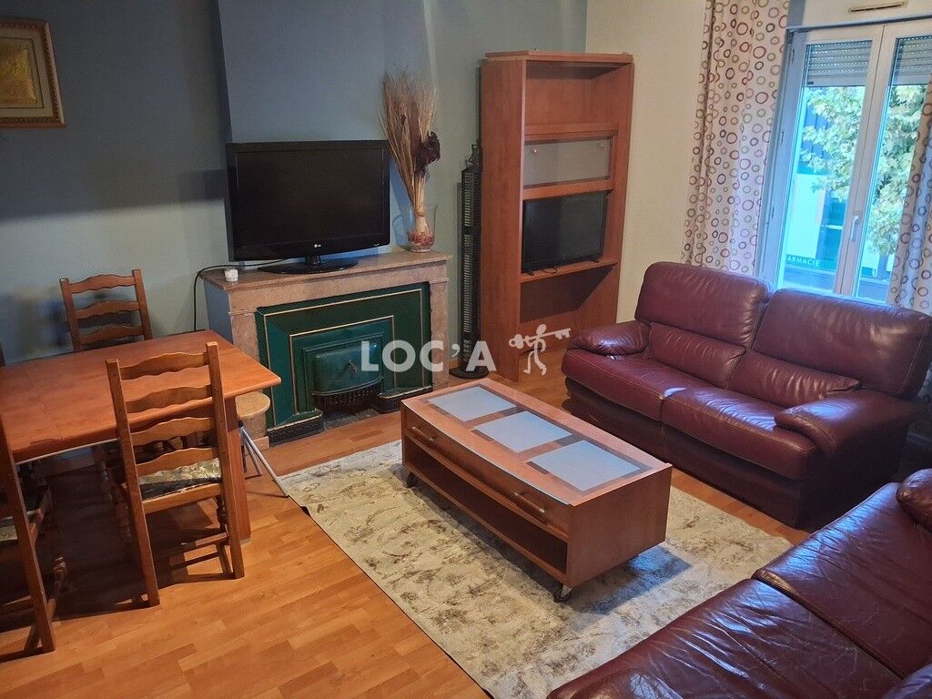 Appartement F4 Meublé