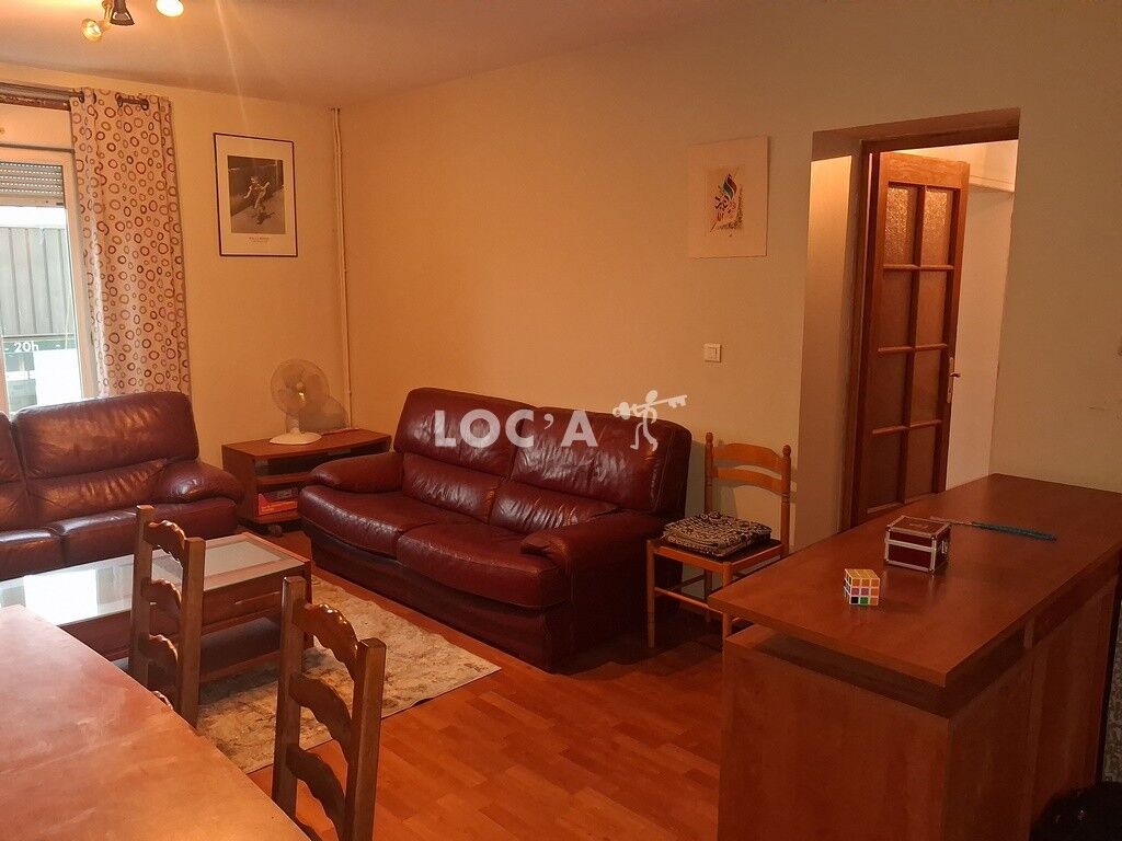 Appartement F4 Meublé