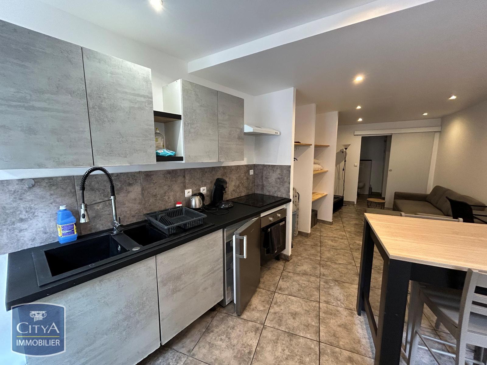 À LOUER : Découvrez ce charmant appartement T1 situé au ....