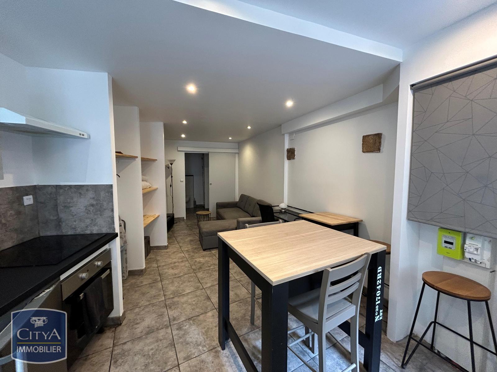 À LOUER : Découvrez ce charmant appartement T1 situé au ....