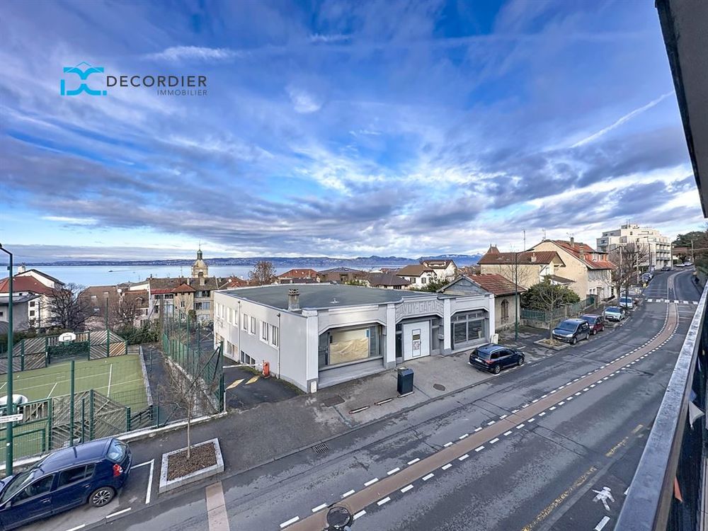 EVIAN CENTRE T3 BALCON VUE LAC