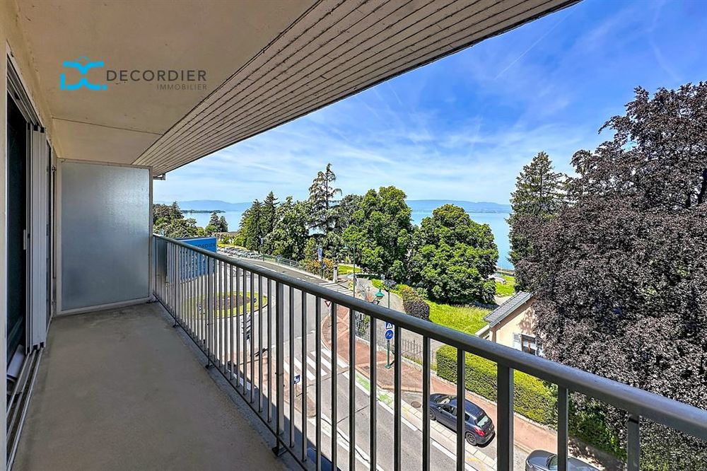 EVIAN T4 VUE DÉGAGÉE