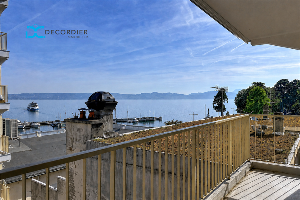 EVIAN HYPERCENTRE T3 FACE EMBARCADERE