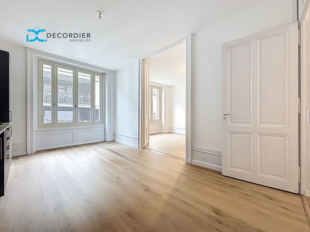EVIAN CENTRE T4 RENOVE