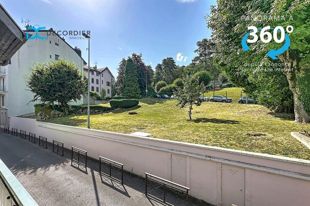 EVIAN HYPERCENTRE MAISON EN COPRO AVEC 2 GARAGES