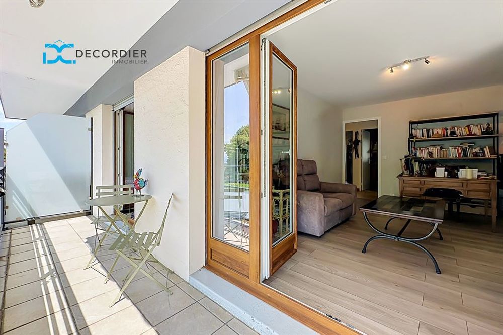 EVIAN T3 BALCON TERRASSE