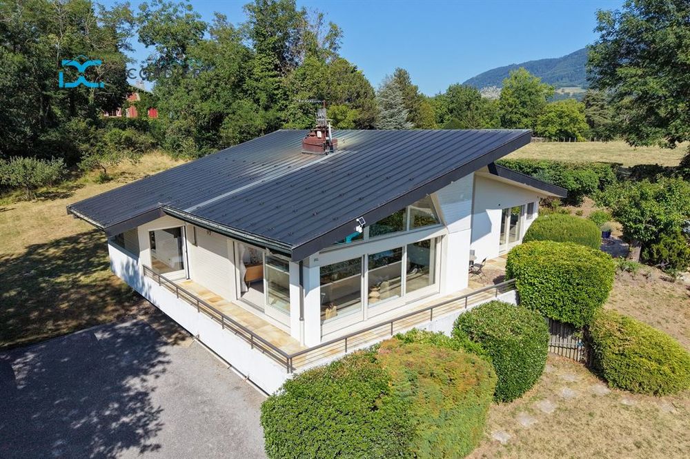 À VENDRE  Maison individuelle de 231 m² sur un terrain de 2 989 m² à Allinges
