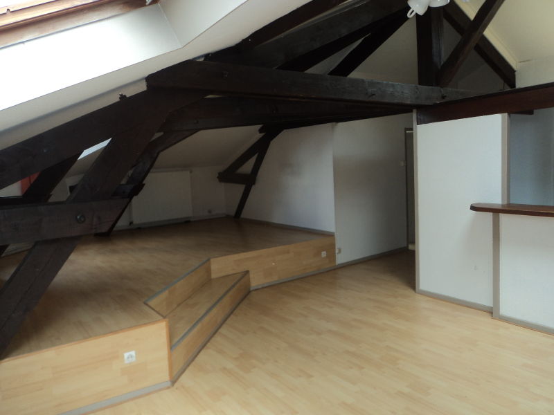 Appartement - F3 - Construction Années 1900 - Entrée - S....