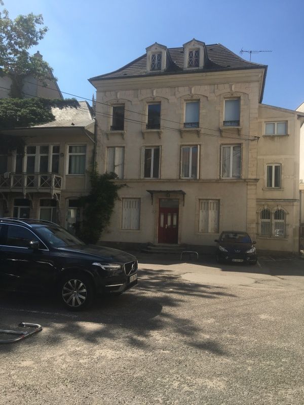 Appartement - F2 - Parking 04 Construction Années 1900 E....
