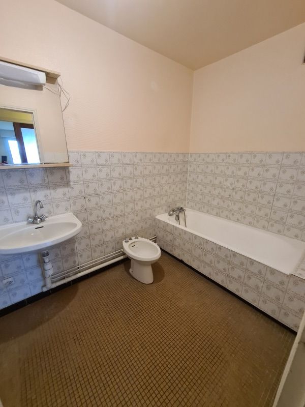 Appartement - F4 - Parking souterrain et cave Constructi....