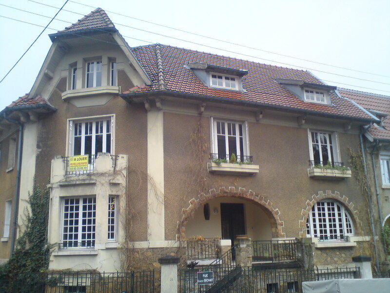 Maison -F8- Garage Jardinet,grenier Construction Années ....