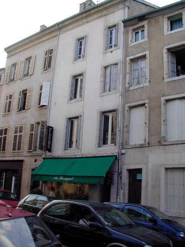 Appartement -F3 duplex- Appartement refrait a neuf Const....