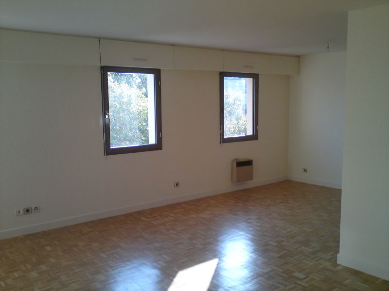 Appartement -F5- cave lot 248 Construction années 1900 E....