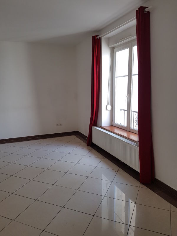 Appartement -F2- Parking possible + 50 euros constructio....