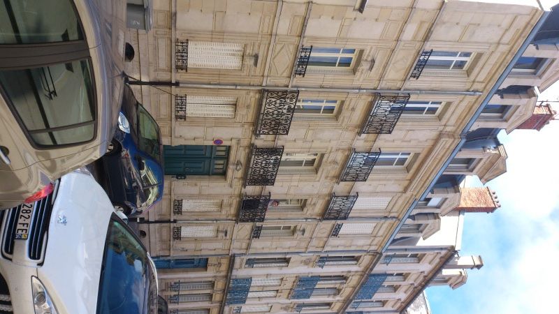 Appartement -F5- Garage Grenier Construction Années 1920....