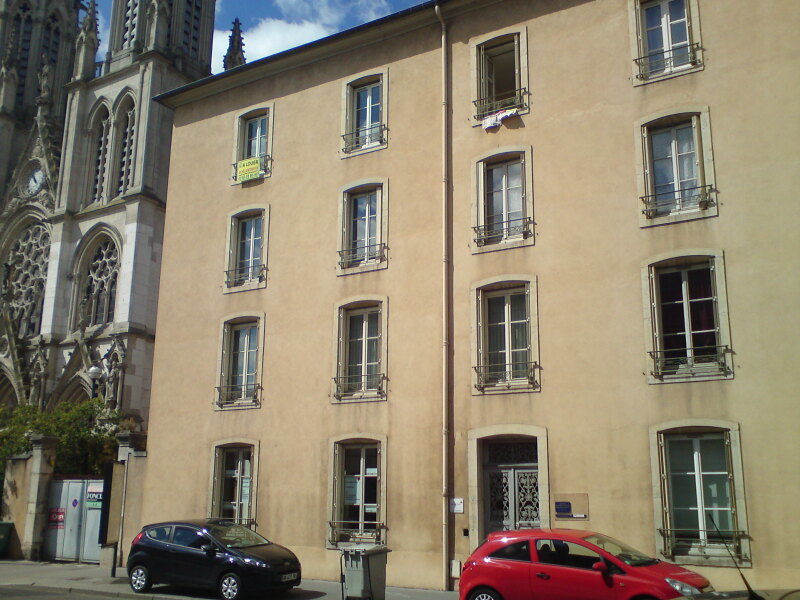 Appartement - F3 - Parking 17 et Cave lot 2 Double vitra....