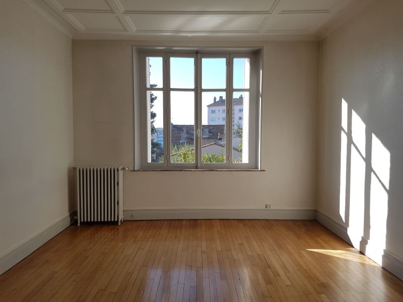 Appartement F5 Cave Parking Construcution Années 1900 En....