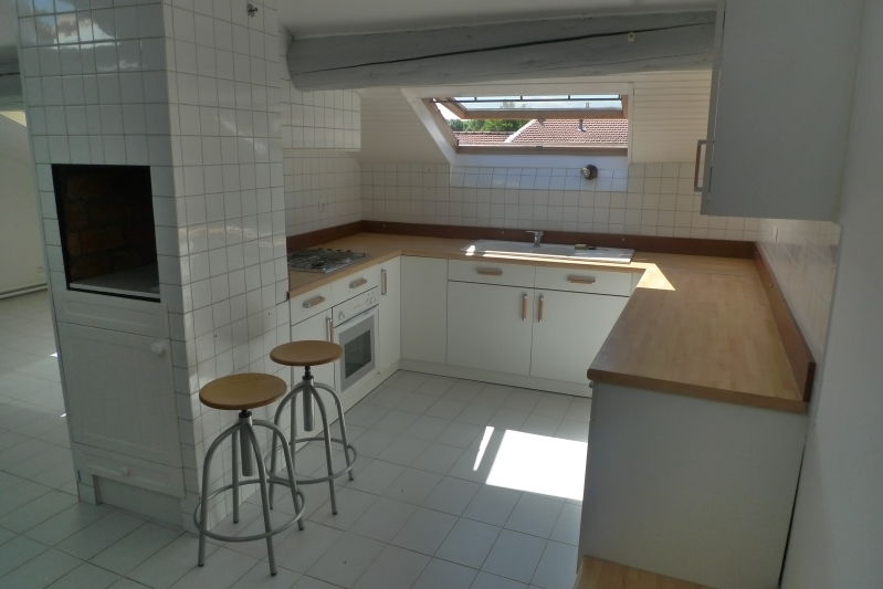 Appartement duplex - F4 - Jardinet, buanderie, caves et ....