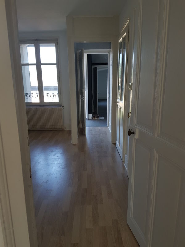 Appartement -F6 triplex- Grenier Construction années 190....