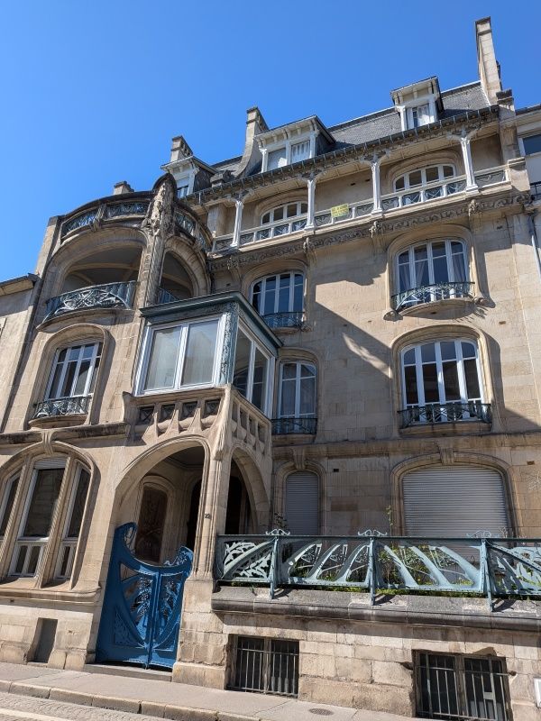 Appartement -F7- Terrasse 14 m2 Balcon 7 m2 Construction....