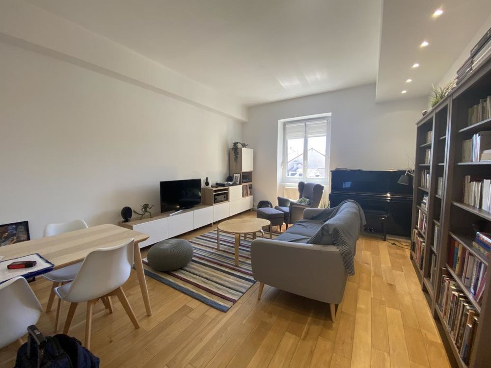 Appartement 4 pièces avec emplacement de parking et cave