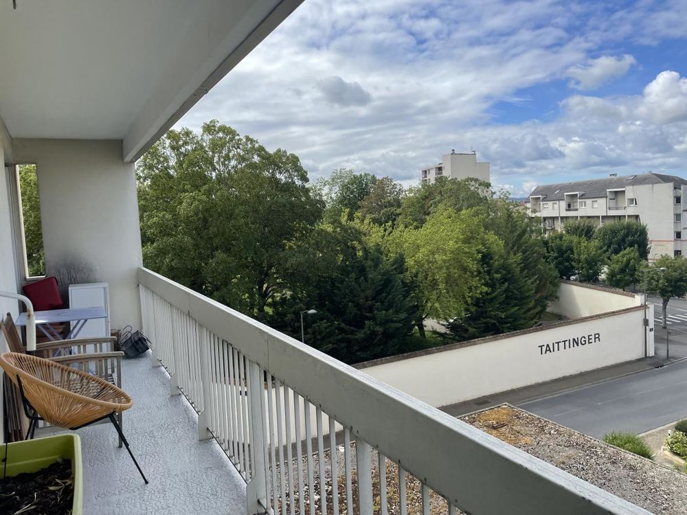 appartement 4 pièces avec balcon et garage