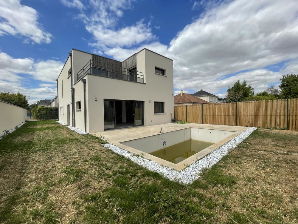 Maison contemporaine 6 pièces avec piscine