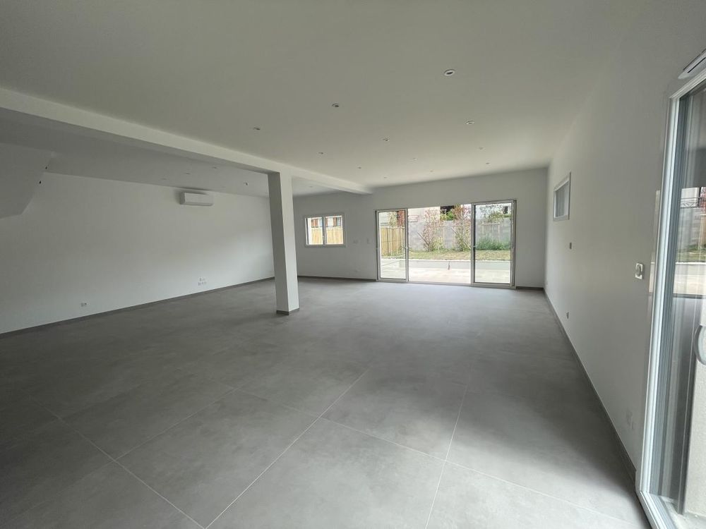 Maison contemporaine 6 pièces avec piscine