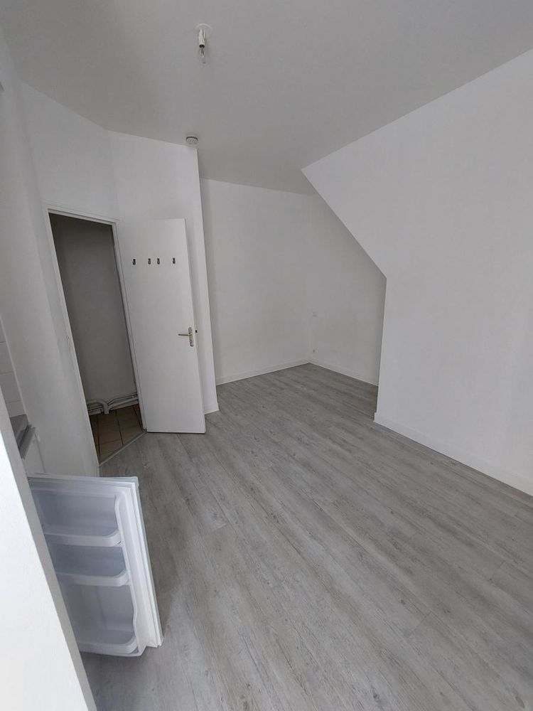 Studio fond de cour - Secteur Laon