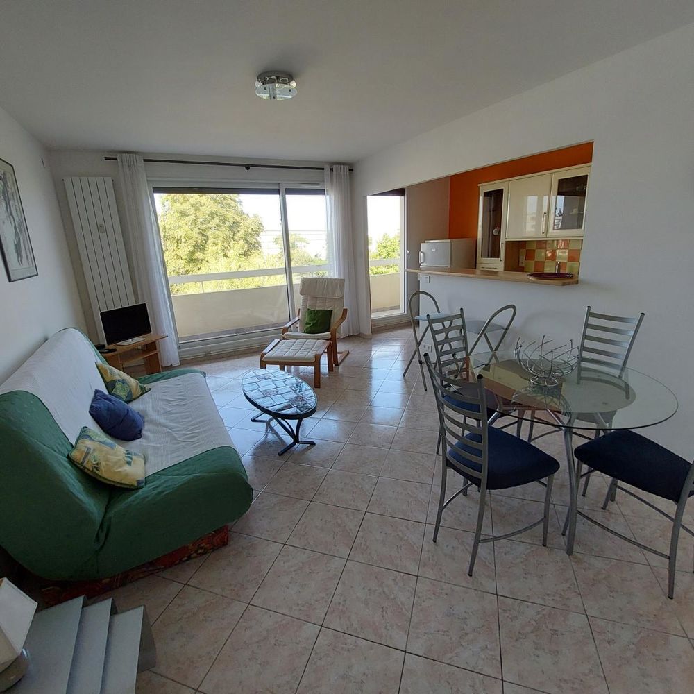 Appartement type 2 meublé avec box double et cave