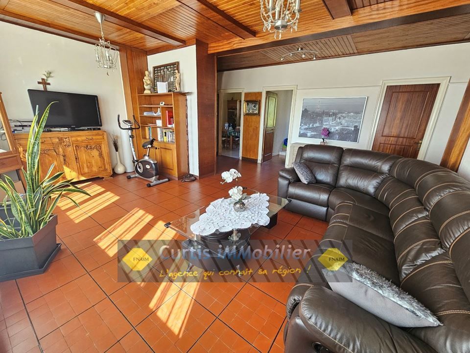 Maison - 193.84m ²